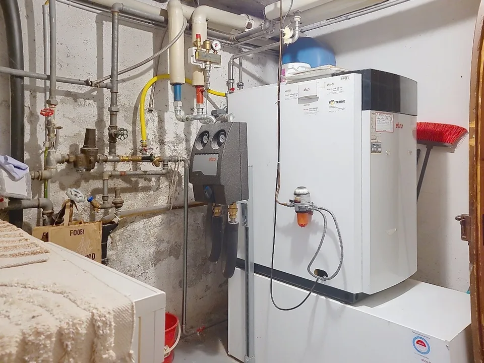 Pramagnon, casa familiare di 230m2 con prato e posti auto esterni – foto 22 di 27
