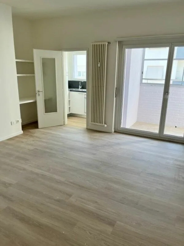 8900 Chiasso, Via G. Guisan 19, appartamento no. 1901 – foto 2 di 5