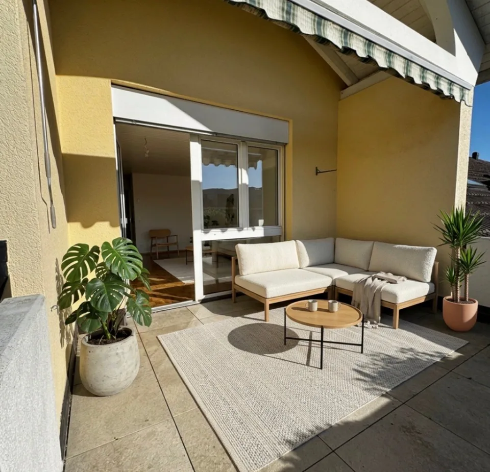 Charmant appartement 3 pièces mansardé à Oftringen – disponible immédiatement !