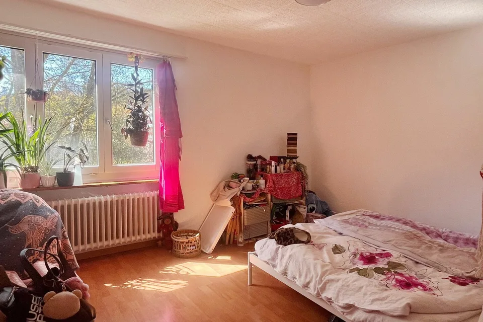 Wohnung mit Balkon mit Sicht ins Grüne nahe dem Dättwiler Weiher – Foto 4 von 9