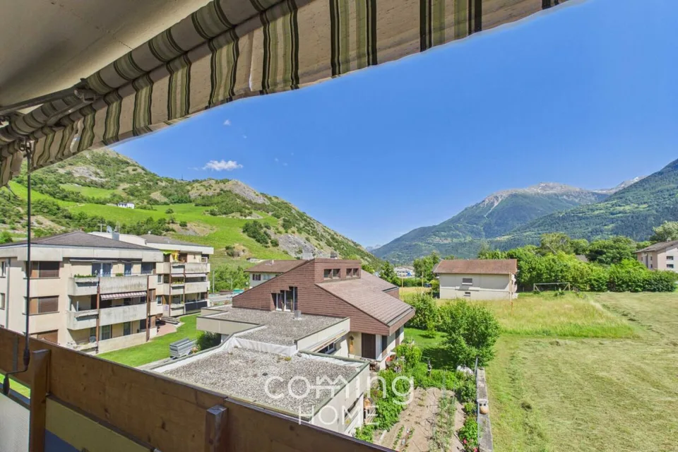 Appartement familial de 4,5 pièces avec balcon et vue imprenable à Susten – photo 11 sur 13