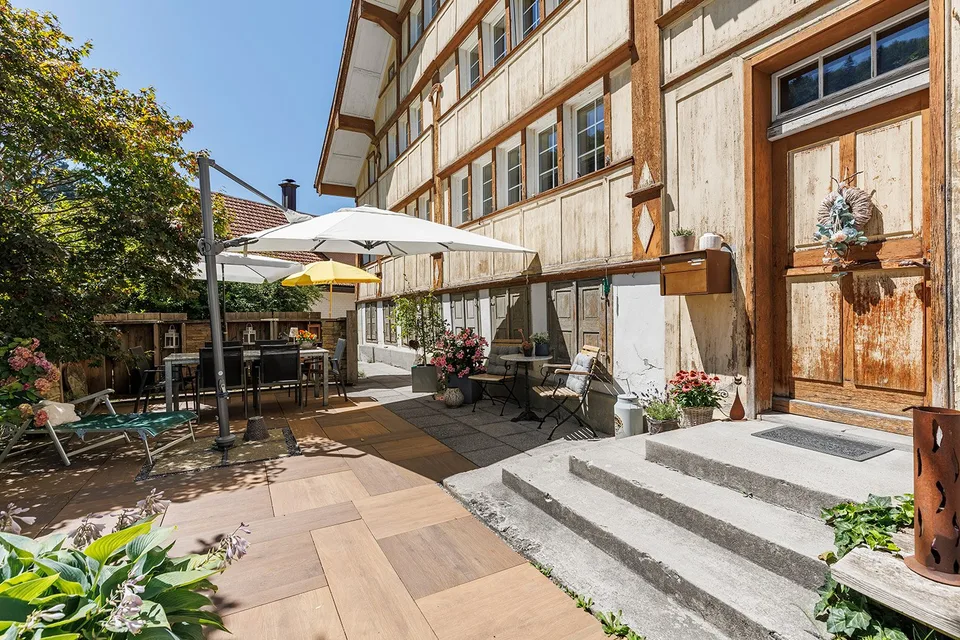 Characterful property with versatile potential – photo 11 of 13
