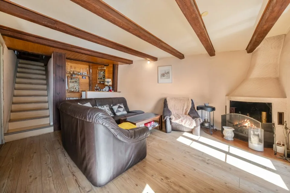 Una casa di villaggio di carattere con vista sul lago – foto 10 di 17