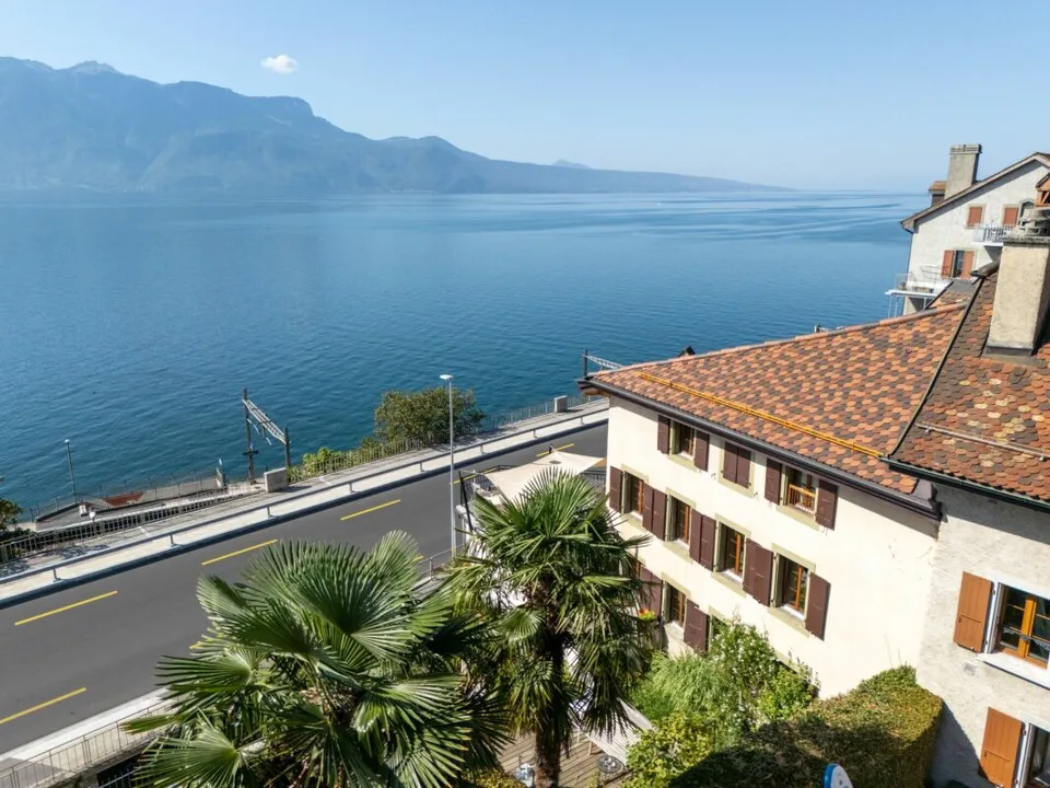 Una casa di villaggio di carattere con vista sul lago – foto 4 di 17