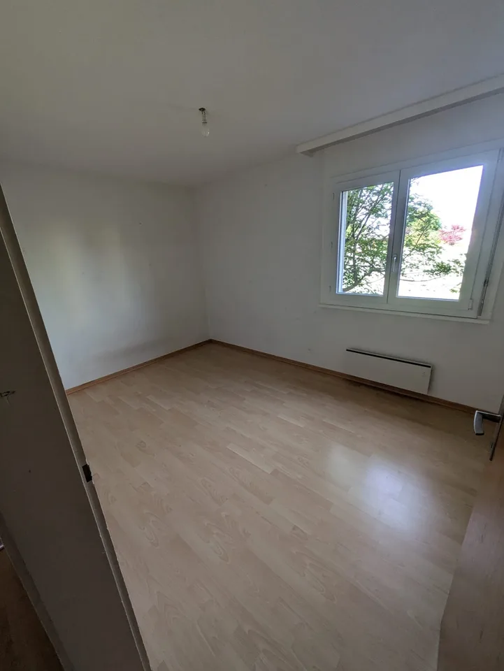 BEFRISTET 4.5-Zimmer-Familienwohnung im Amselwegquartier – Foto 10 von 13