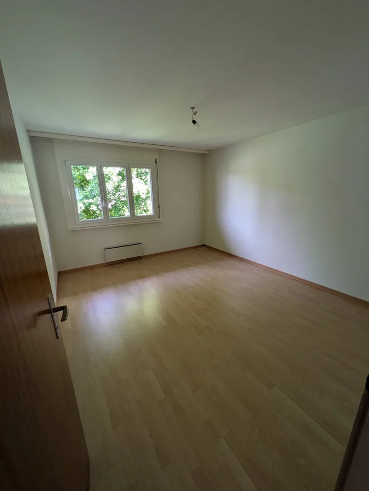 BEFRISTET 4.5-Zimmer-Familienwohnung im Amselwegquartier – Foto 8 von 13