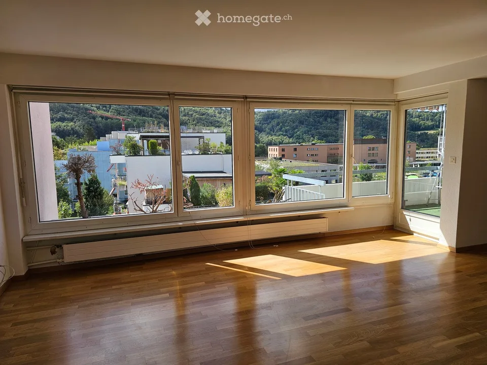 Appartamento unico di 5½ locali con terrazza privata di 110 m² e vista panoramica – foto 2 di 17