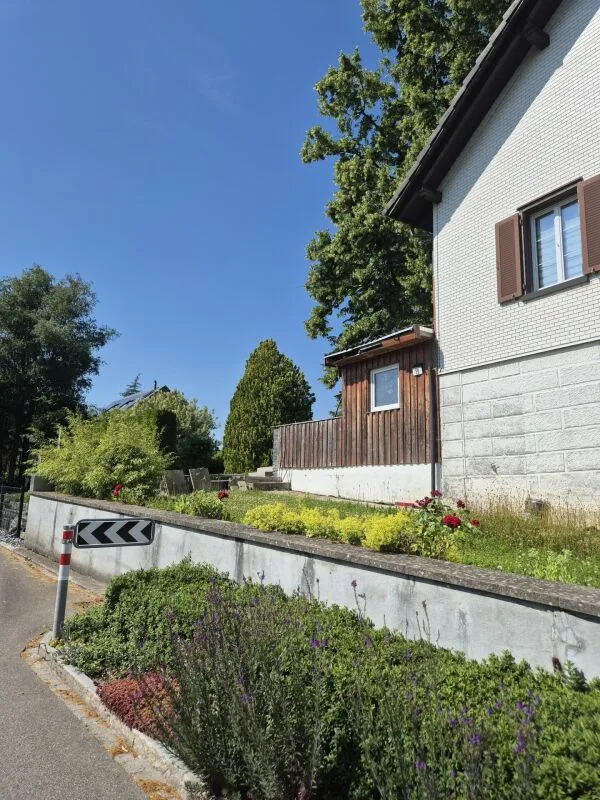Ferme avec grand jardin à louer