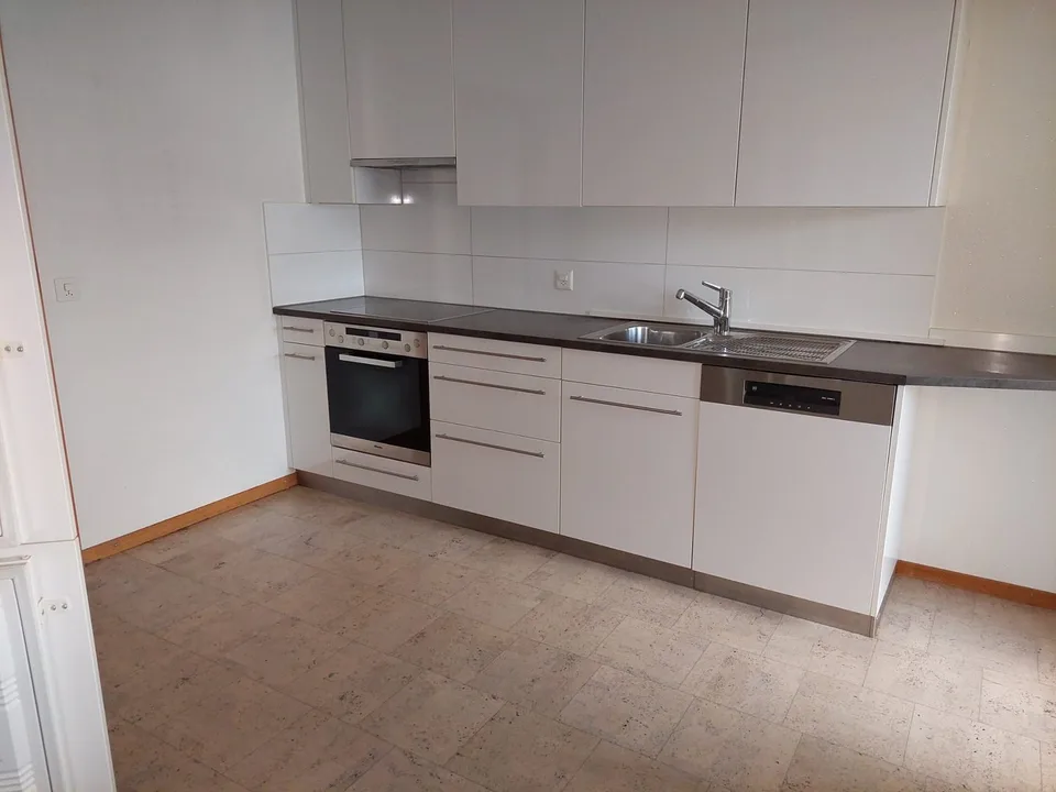 BEFRISTET 4.5-Zimmer-Familienwohnung im Amselwegquartier – Foto 4 von 12
