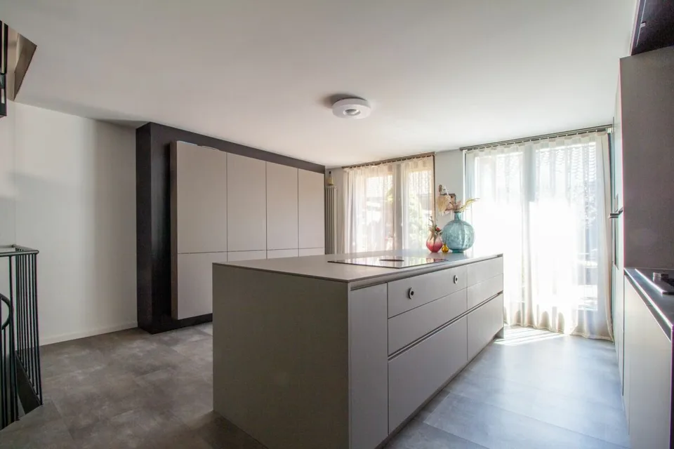 Casa a schiera ristrutturata e familiare di 5,5 locali – foto 3 di 30