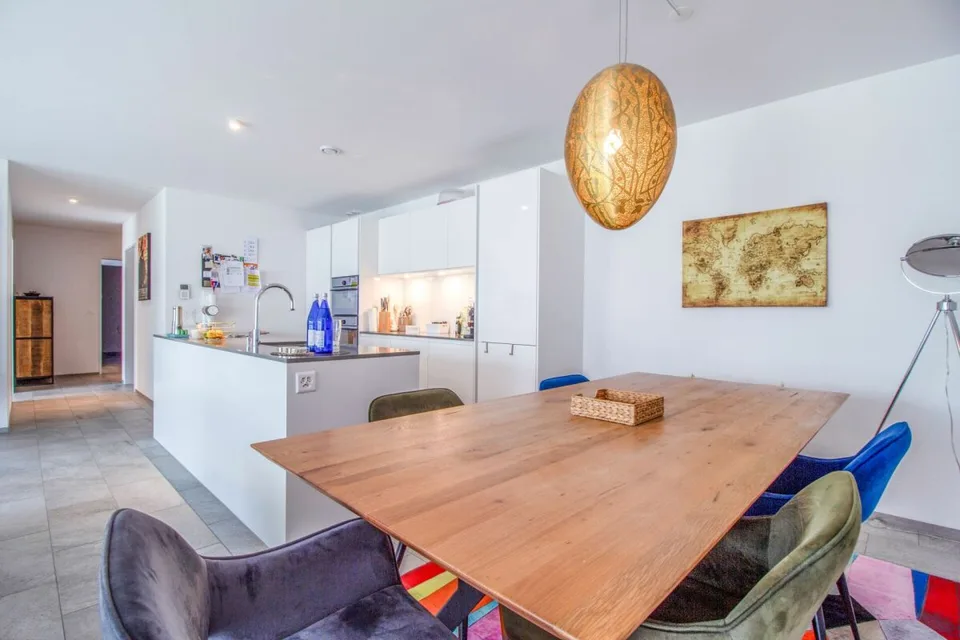 Moderne und helle 3.5-Zimmer- Gartenwohnung im steuergünstigen Winkel – Foto 7 von 18