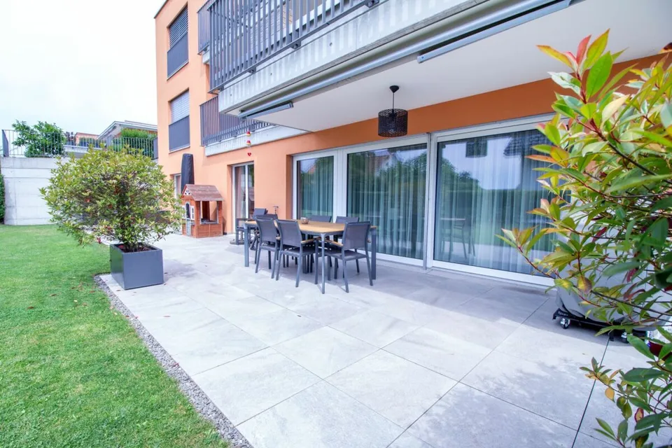 Moderne und helle 3.5-Zimmer- Gartenwohnung im steuergünstigen Winkel – Foto 17 von 18