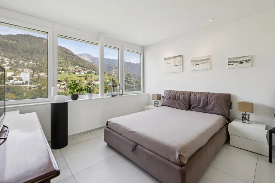 Prachtvolle 4,5-Zimmer-Wohnung mit hohem Standard – Foto 10 von 11