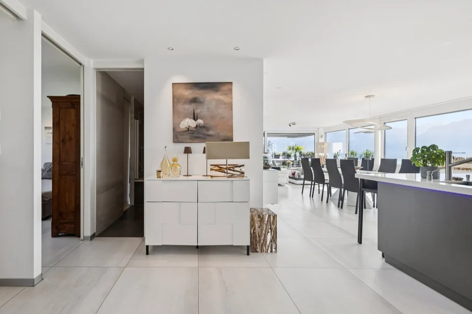 Prachtvolle 4,5-Zimmer-Wohnung mit hohem Standard – Foto 6 von 11