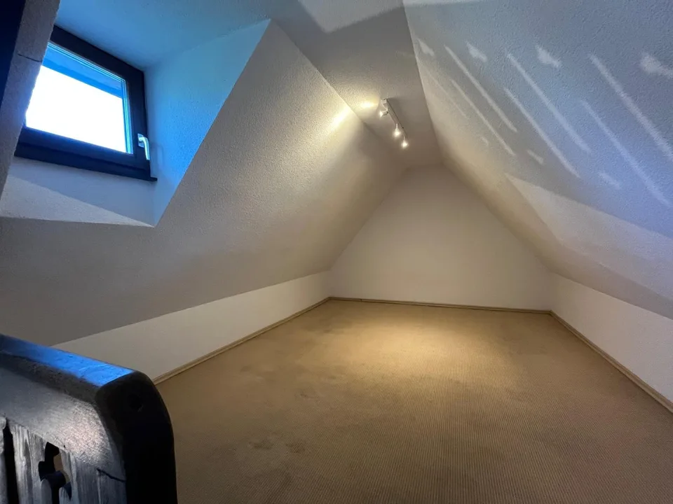 Charmant appartement 2 pièces en mansarde à Ermatingen – disponible immédiatement