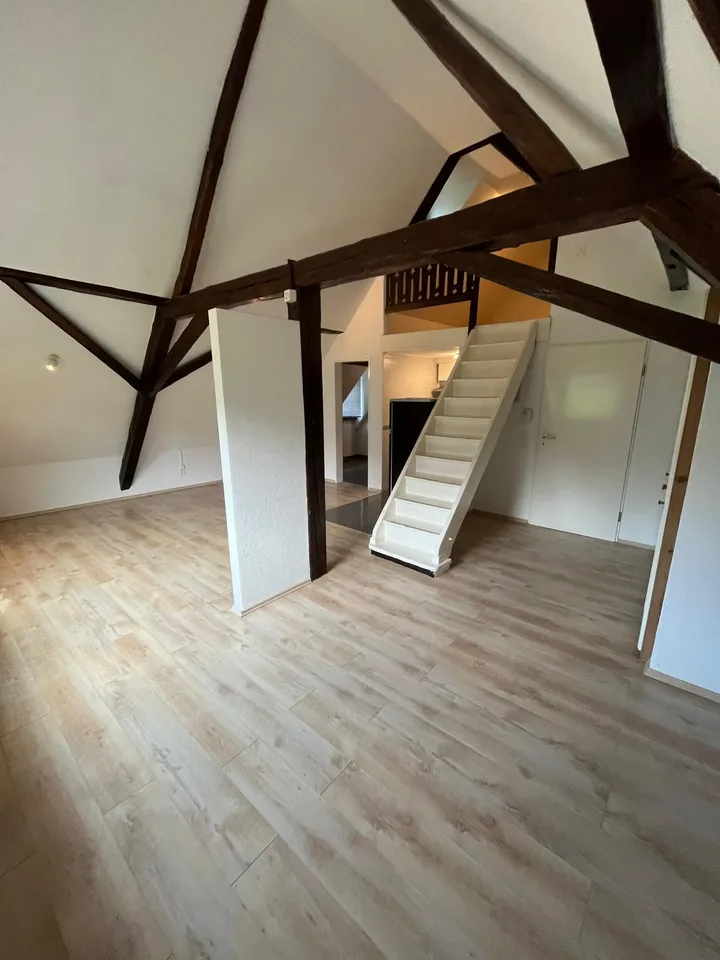 Charmant appartement 2 pièces en mansarde à Ermatingen – disponible immédiatement