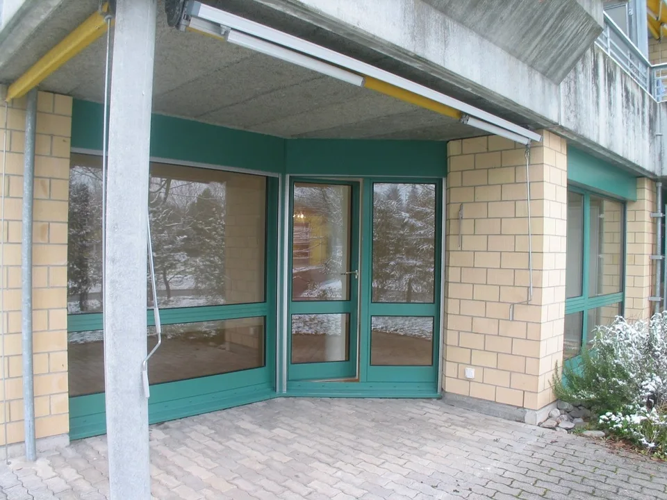 3.5-Zimmerwohnung mit gedecktem Gartensitzplatz – Foto 8 von 10