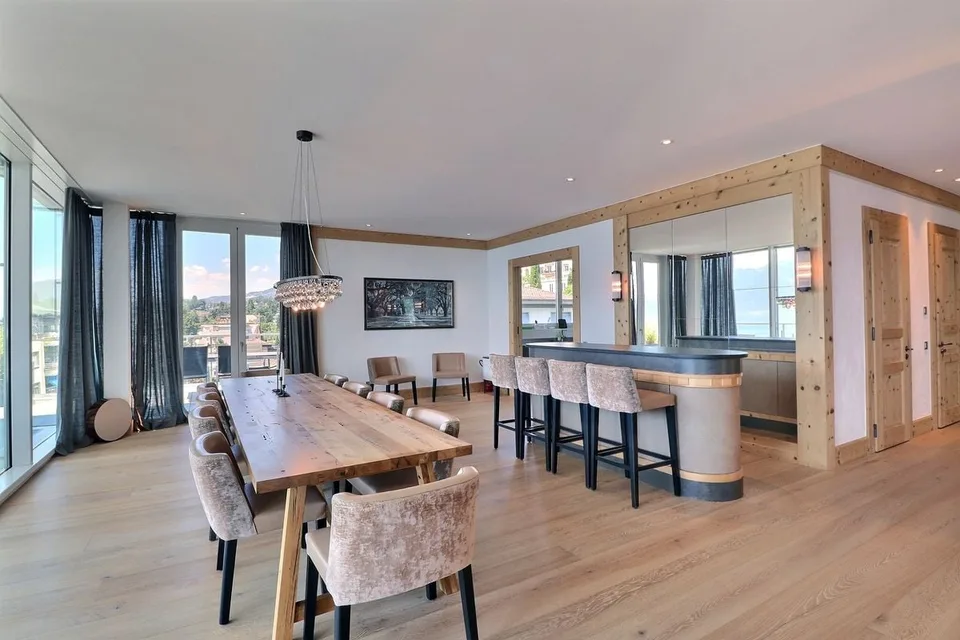 Außergewöhnliches Dachgeschoss von 420 m2 + 266 m2 Terrasse mit 360-Grad-Panoramablick – Foto 7 von 13