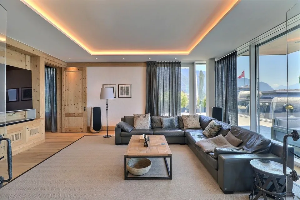 Außergewöhnliches Dachgeschoss von 420 m2 + 266 m2 Terrasse mit 360-Grad-Panoramablick – Foto 8 von 13