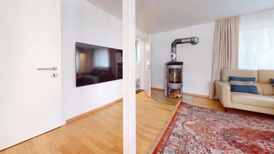 Casa indipendente con due appartamenti e spazi esterni! – foto 5 di 13