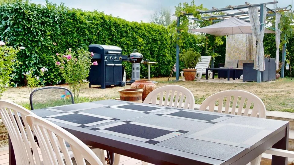 Casa indipendente con due appartamenti e spazi esterni! – foto 8 di 13
