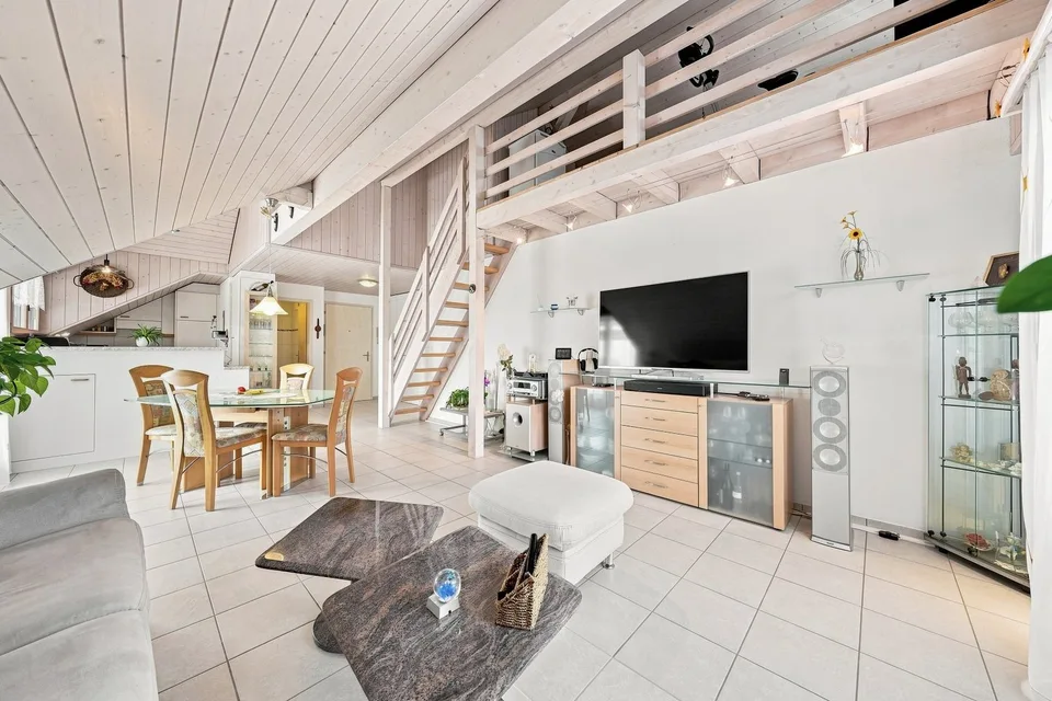 35 Zimmer Wohnung in Meinisberg – Foto 2 von 13