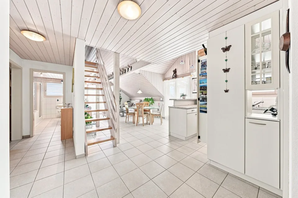 35 Zimmer Wohnung in Meinisberg – Foto 3 von 13
