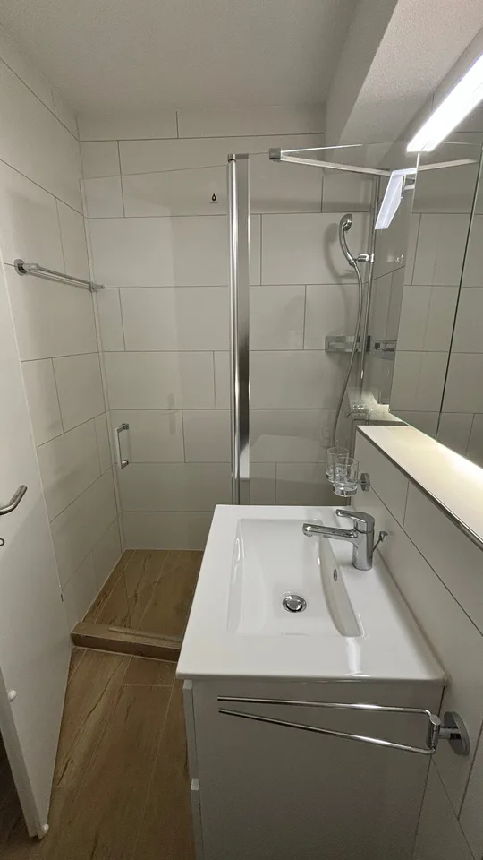 Trasferirsi e sentirsi a casa in questo appartamento di 3,5 locali moderno con balcone – foto 7 di 8