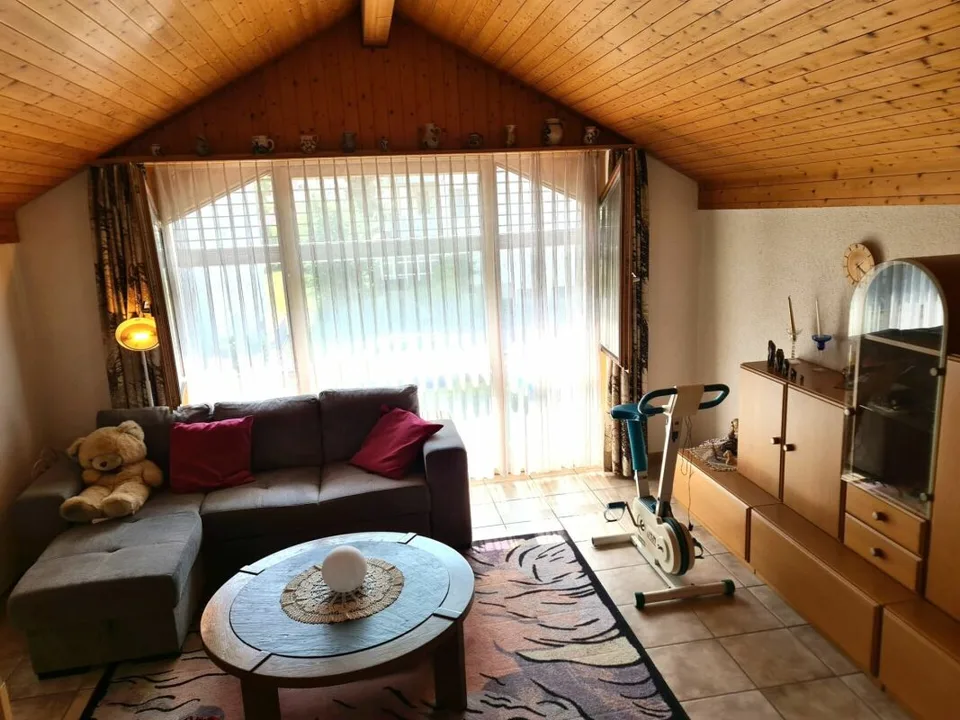 Charming 6-room single-family home with a beautiful winter garden and an additional 2-room apartment – photo 15 of 15