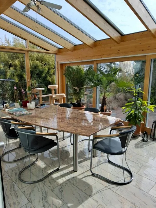 Charming 6-room single-family home with a beautiful winter garden and an additional 2-room apartment – photo 6 of 15