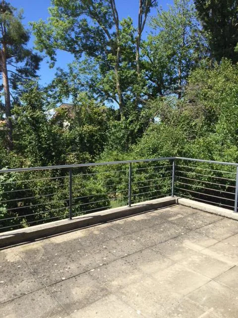 Charmante 4.5-Zimmer-Maisonette-Wohnung in Düdingen – Foto 3 von 17