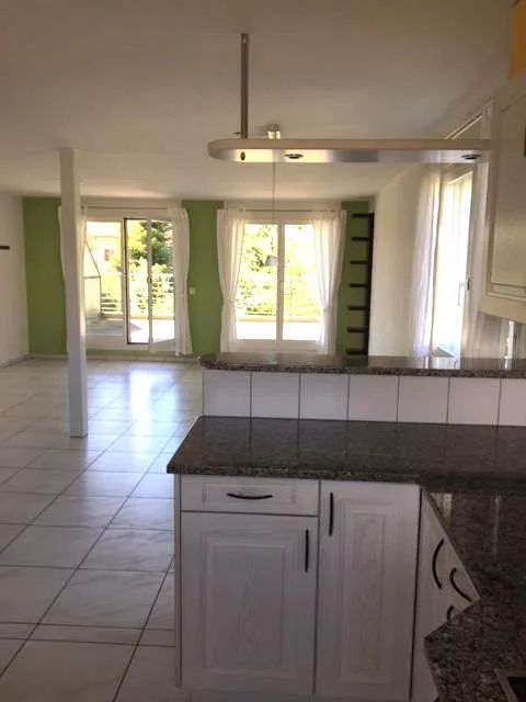 Charmante 4.5-Zimmer-Maisonette-Wohnung in Düdingen – Foto 4 von 17