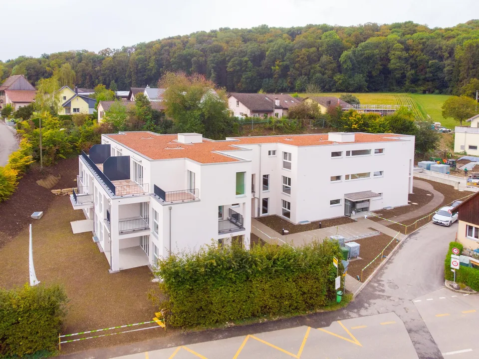 Modern 4.5-room apartment on the ground floor in Thayngen