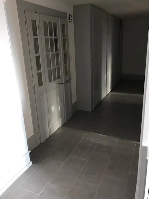 Joli appartement de 4 pièces situé au 2ème étage – photo 3 sur 9