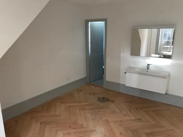 Joli appartement de 4 pièces situé au 2ème étage – photo 6 sur 9