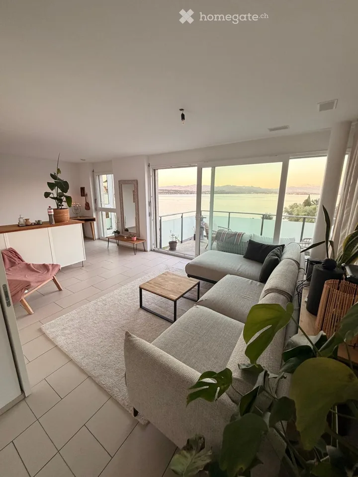 Moderne Wohnung mit atemberaubender Seesicht (befristet) – Foto 4 von 5