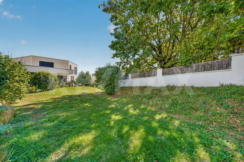 Energieeffizientes Gebäude: helles und geräumiges 4,5-Zimmer-Wohnung – Foto 8 von 13