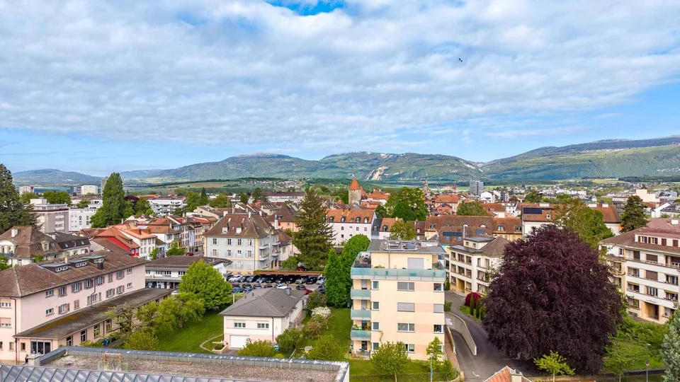 Büros mit außergewöhnlichem Blick in einem privaten Turm mit 360-Grad-Aussicht – Foto 6 von 11