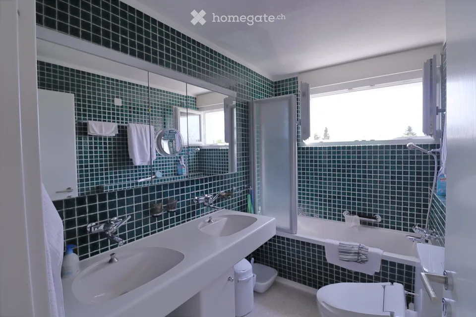 Maison de 4 ½ pièces indépendante avec beaucoup de potentiel à vendre à Fällanden dans un emplacement ensoleillé – photo 12 sur 17