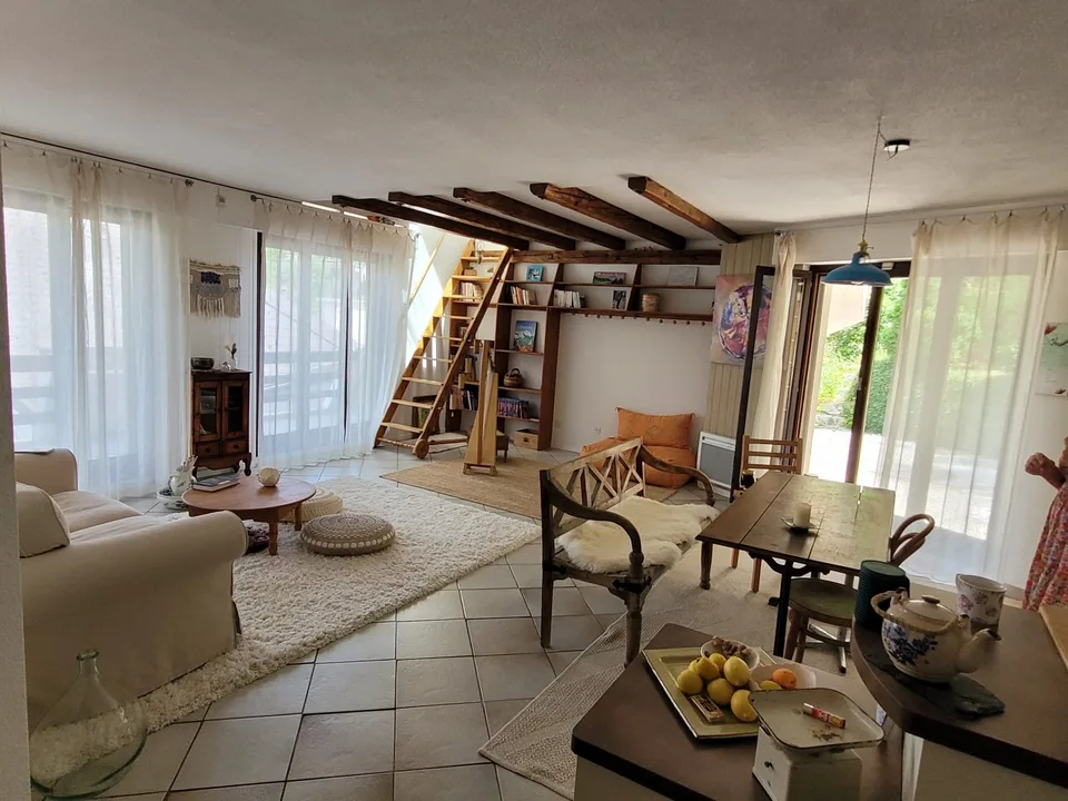 Charming 2.5-room apartment in St-Cergue – photo 4 of 7