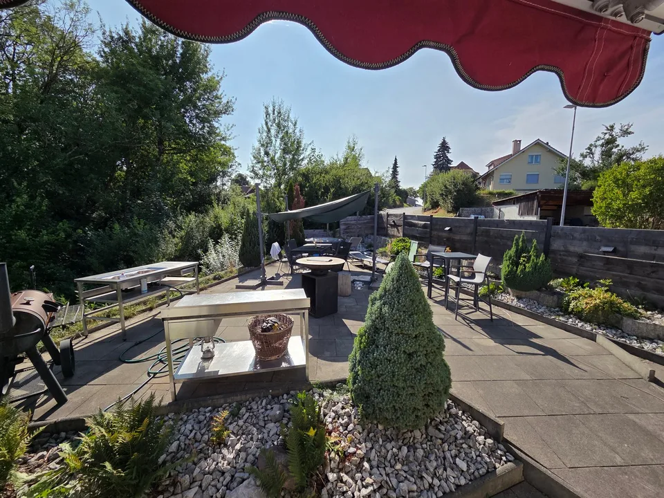 Casa unifamiliare affascinante con terreno spazioso e vista sulla catena di Gantrisch – foto 21 di 25