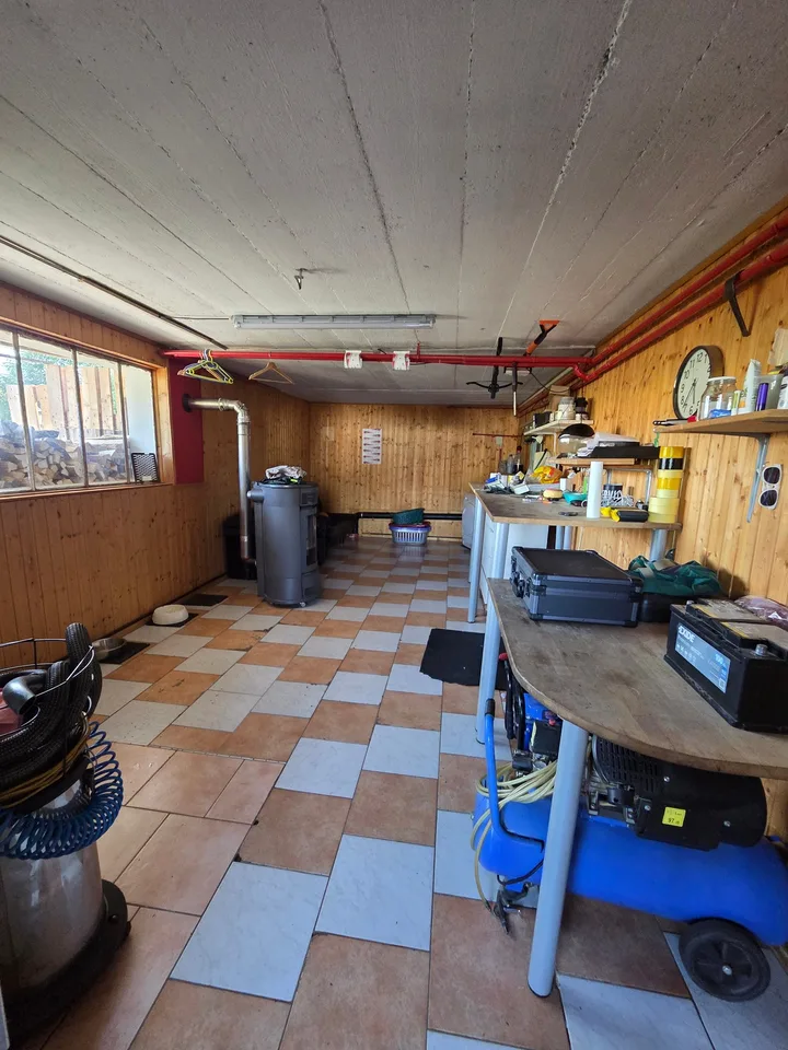 Casa unifamiliare affascinante con terreno spazioso e vista sulla catena di Gantrisch – foto 18 di 25