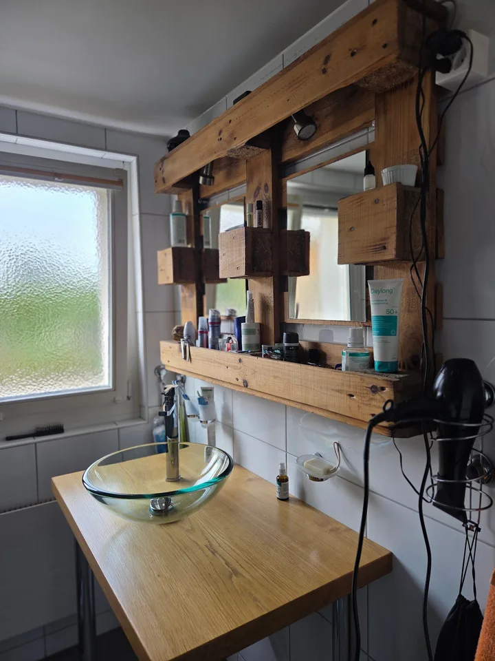 Casa unifamiliare affascinante con terreno spazioso e vista sulla catena di Gantrisch – foto 11 di 25