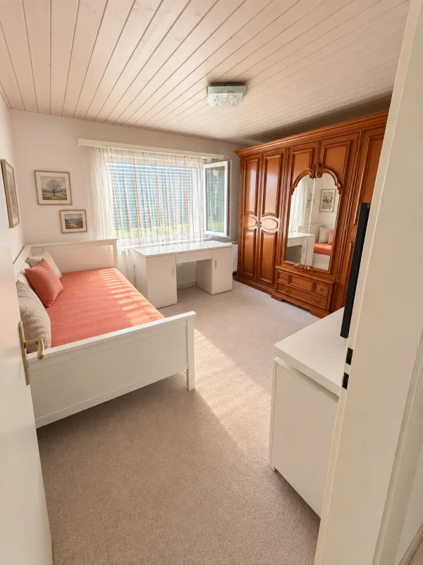 Über den Dächern von Herisau - 4 1/2 Zimmer, Traumterrasse & 2 Garagen – Foto 7 von 14