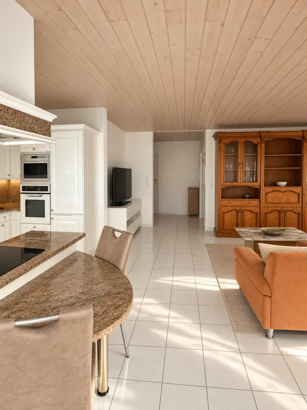 Über den Dächern von Herisau - 4 1/2 Zimmer, Traumterrasse & 2 Garagen – Foto 2 von 14