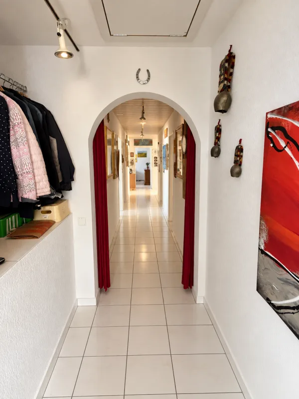 Über den Dächern von Herisau - 4 1/2 Zimmer, Traumterrasse & 2 Garagen – Foto 8 von 14