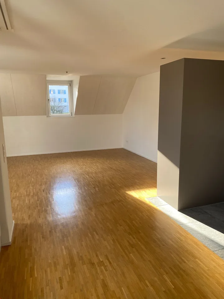 Disponibile dal 1.12./1.1. - Appartamento stylish di 3.5 locali con balcone, garage – foto 7 di 19