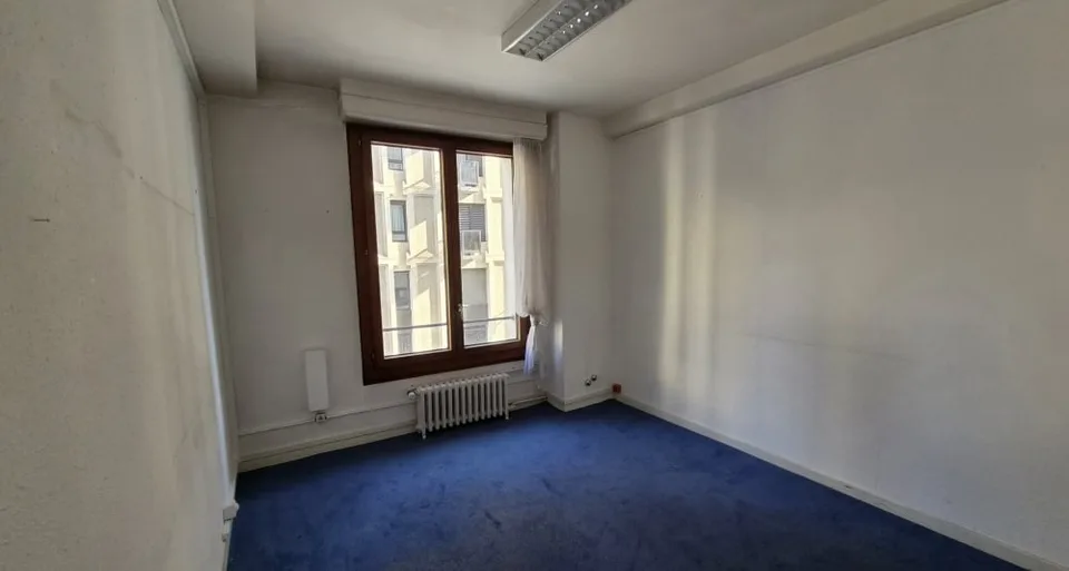 Büro von etwa 192 m2, im 1. Stock gelegen. – Foto 4 von 7