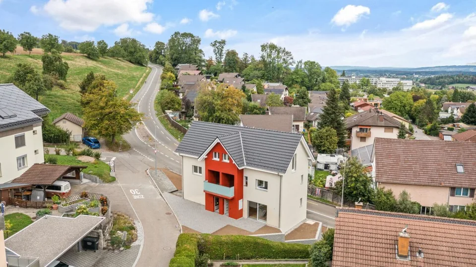 Grosszügiges 4.5-Zimmer-Doppeleinfamilienhaus in Muri – Foto 10 von 11