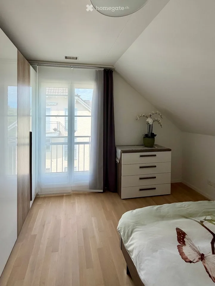 110 m² Wohnfläche plus rund 70 m² ausgebautes Estrichgeschoss – Foto 7 von 12